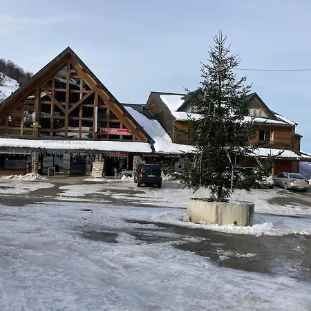 Guzet Neige Coeur Station *